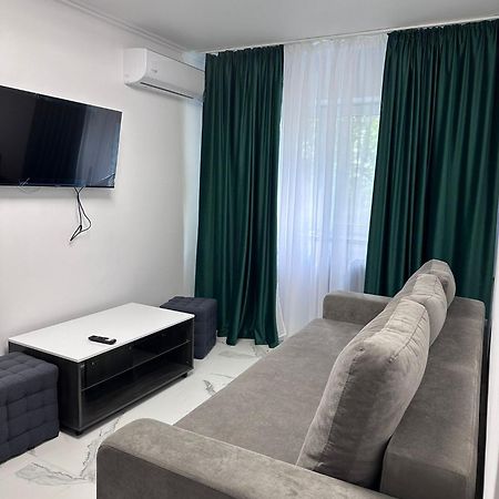 Apartament 3 Camere Trapezului Bukares Bagian luar foto