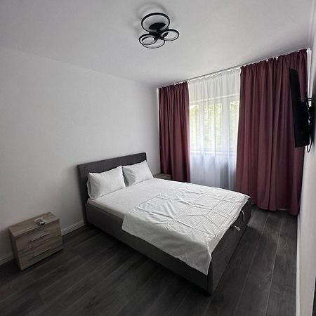 Apartament 3 Camere Trapezului Bukares Bagian luar foto