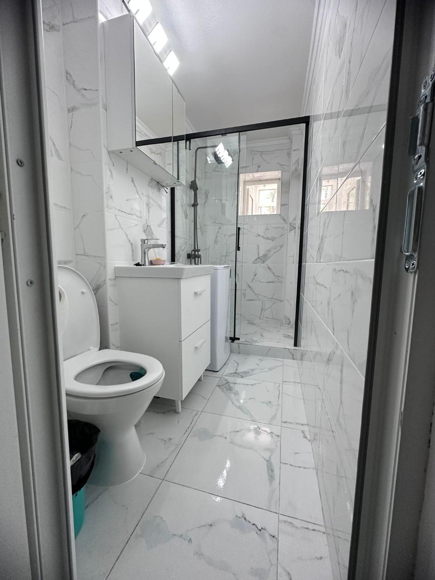 Apartament 3 Camere Trapezului Bukares Bagian luar foto