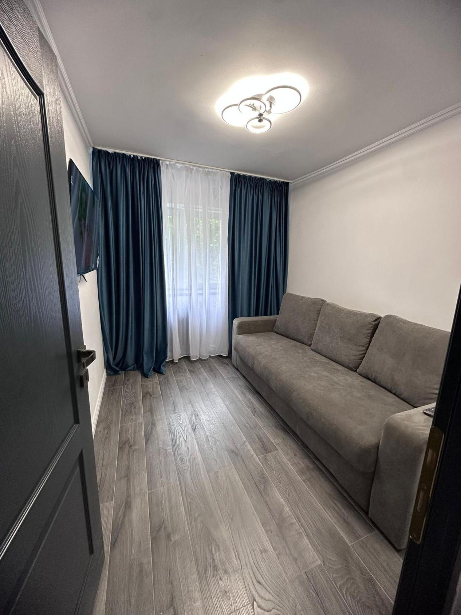 Apartament 3 Camere Trapezului Bukares Bagian luar foto