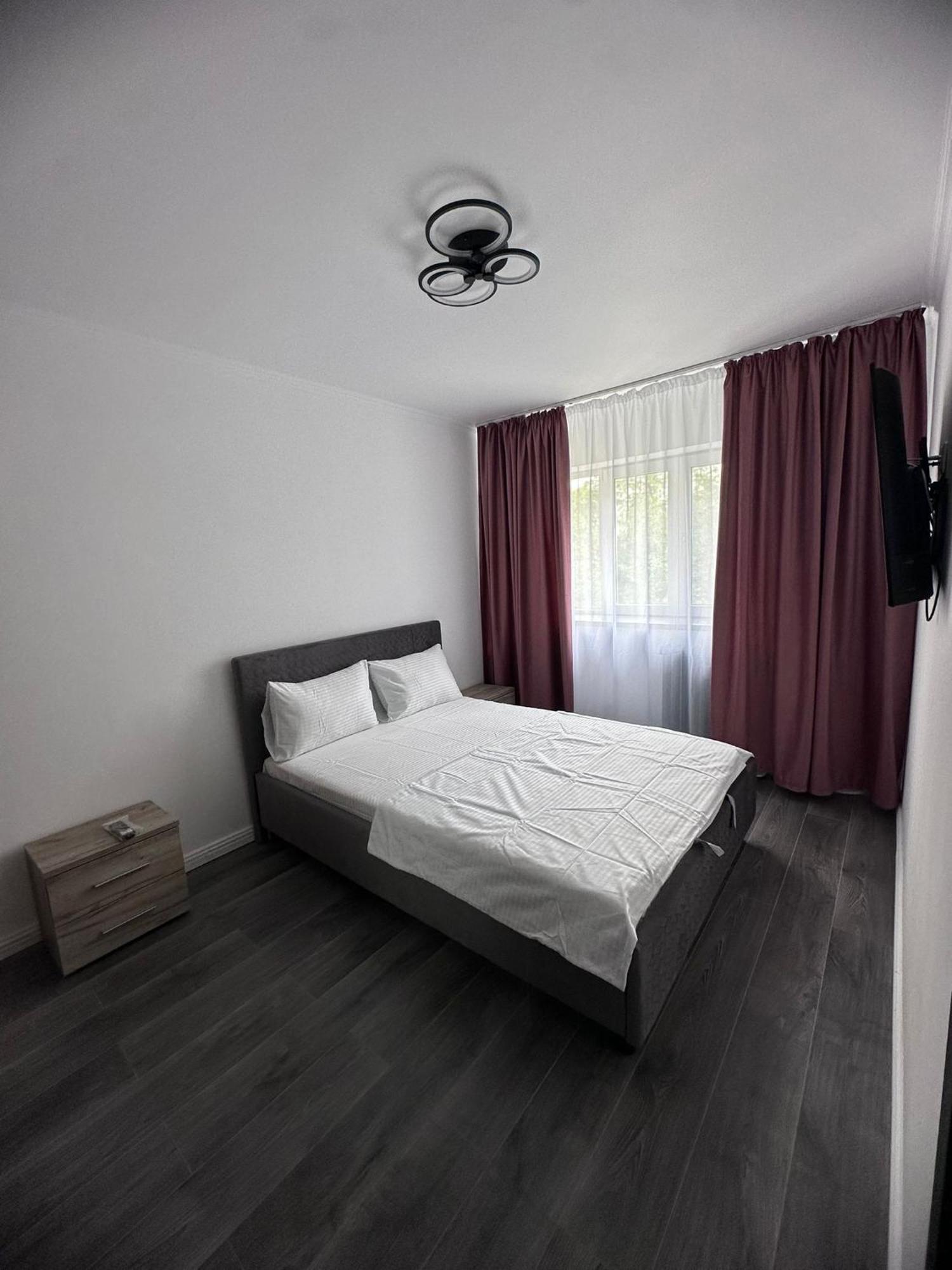 Apartament 3 Camere Trapezului Bukares Bagian luar foto